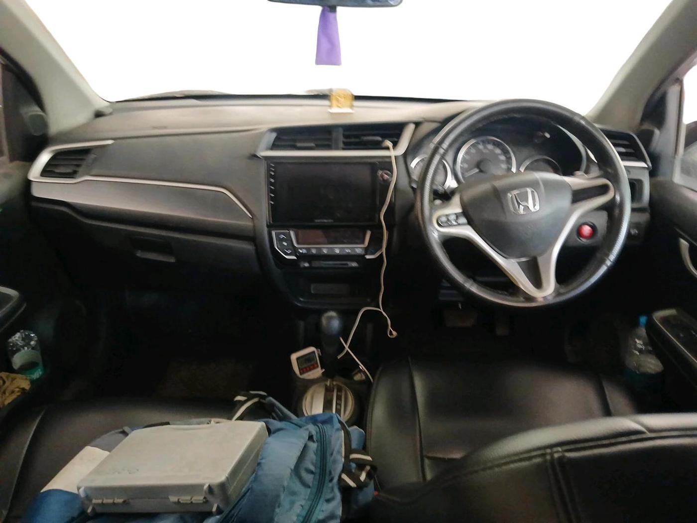 2016 Honda BR-V 1.5L I-VTEC V CVT, CNG, Automatic, 90,619 km, interior
