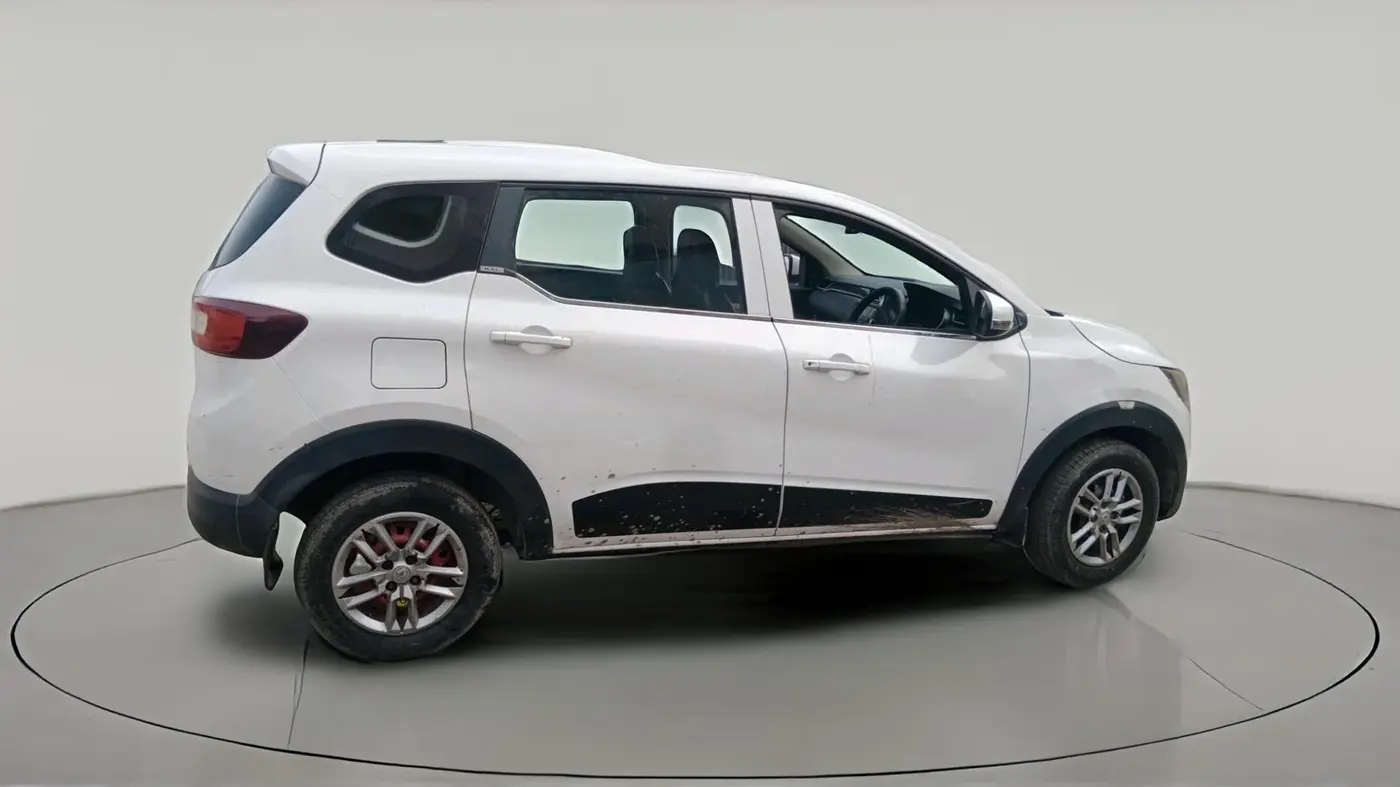 2019 Renault TRIBER RXL MT, Petrol, Manual, 61,142 km, exterior