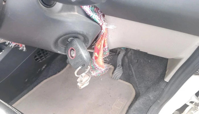 2019 Renault TRIBER RXL MT, Petrol, Manual, 61,142 km, interior