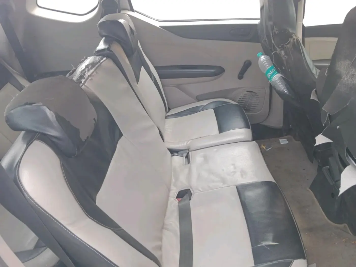 2019 Renault TRIBER RXL MT, Petrol, Manual, 61,142 km, interior