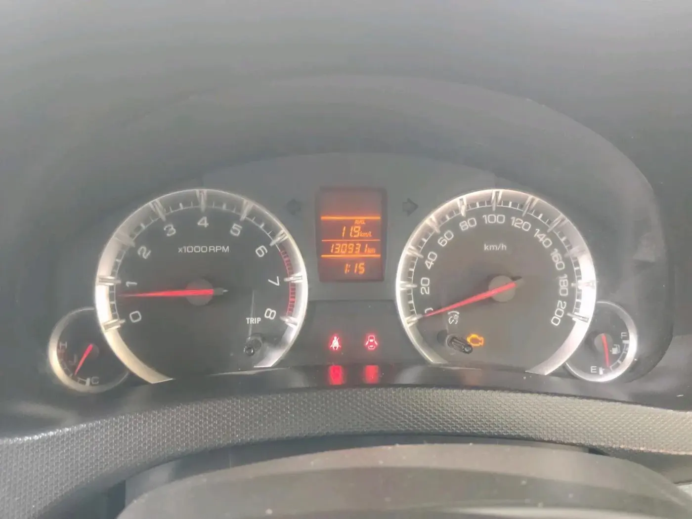 2014 Maruti Swift VXI, Petrol, Manual, 1,30,931 km, interior