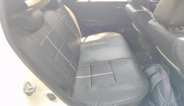 2014 Maruti Swift VXI, Petrol, Manual, 1,30,931 km, interior