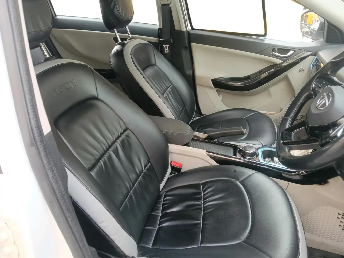 2023 Tata NEXON EV XZ PLUS, Electric, Automatic, 49,866 km, interior