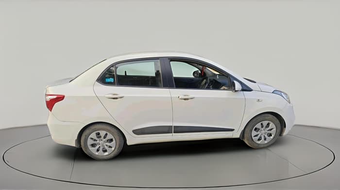 2018 Hyundai Xcent E+, Petrol, Manual, 81,968 km, exterior