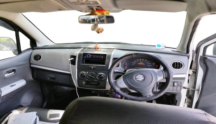 2010 Maruti Wagon R 1.0 LXI, CNG, Manual, 82,445 km, interior