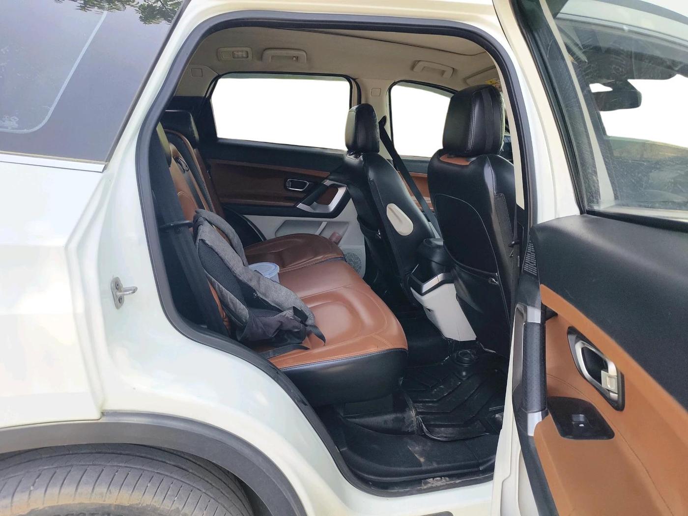2021 Tata Safari XZA PLUS, Diesel, Automatic, 1,85,093 km, interior