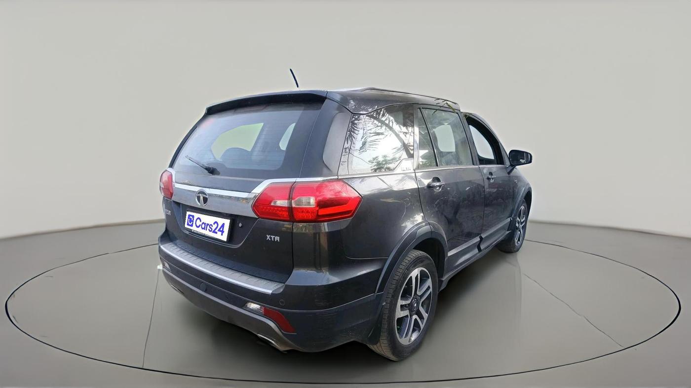 2017 Tata Hexa XTA 4X2 7 STR, Diesel, Automatic, 1,13,193 km, exterior