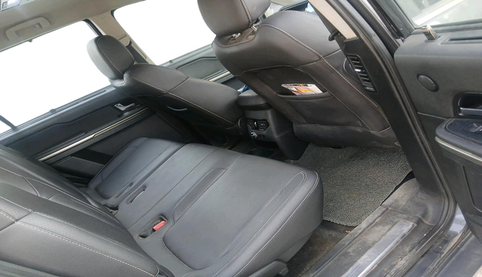2017 Tata Hexa XTA 4X2 7 STR, Diesel, Automatic, 1,13,193 km, interior