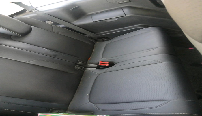 2017 Tata Hexa XTA 4X2 7 STR, Diesel, Automatic, 1,13,193 km, interior