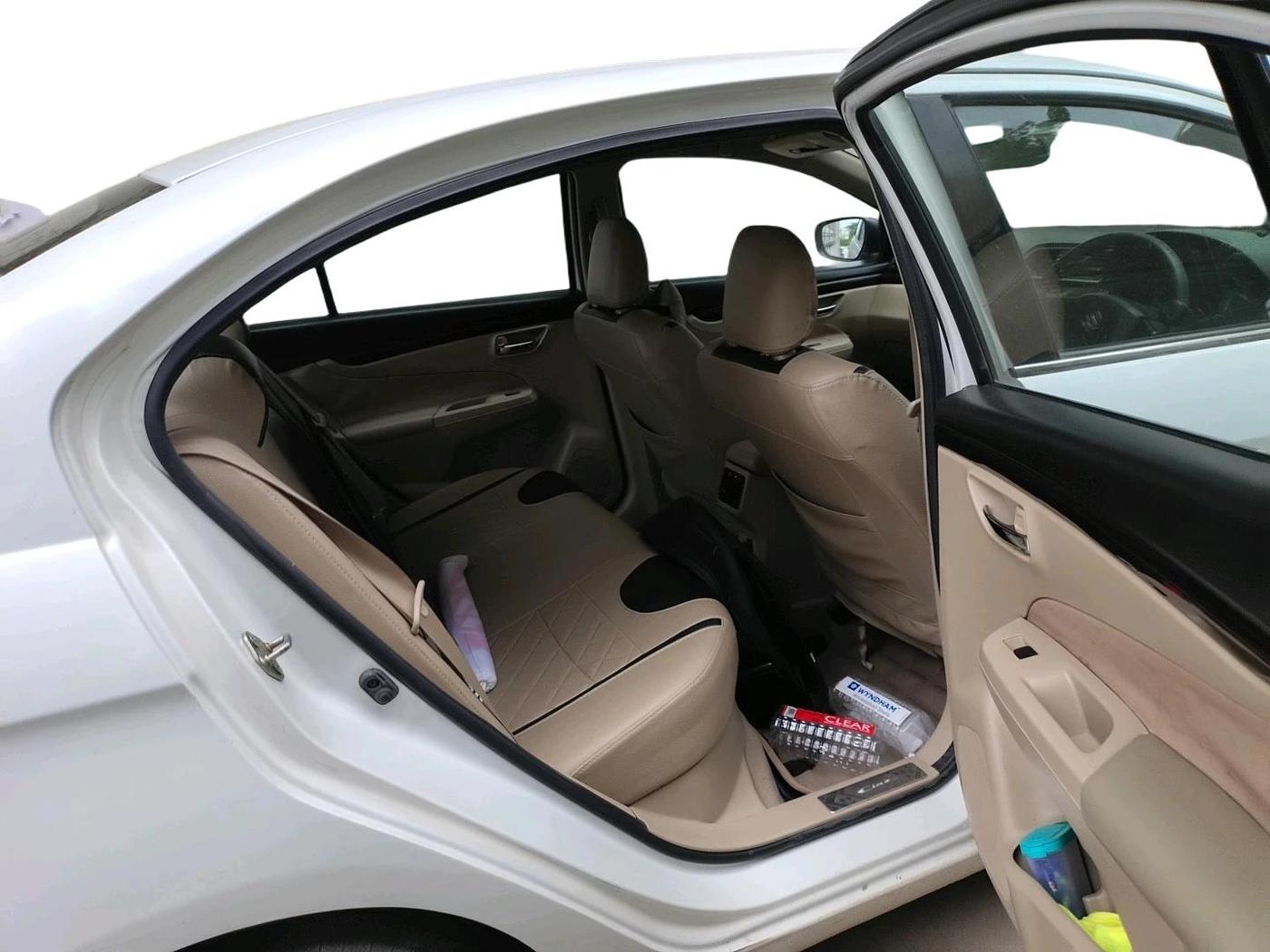 2018 Maruti Ciaz SIGMA 1.4 MT PETROL, Petrol, Manual, 1,14,039 km, interior