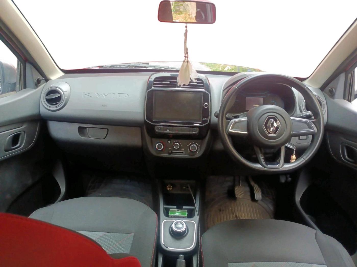 2021 Renault Kwid RXT 1.0 AMT (O), Petrol, Automatic, 22,891 km, interior