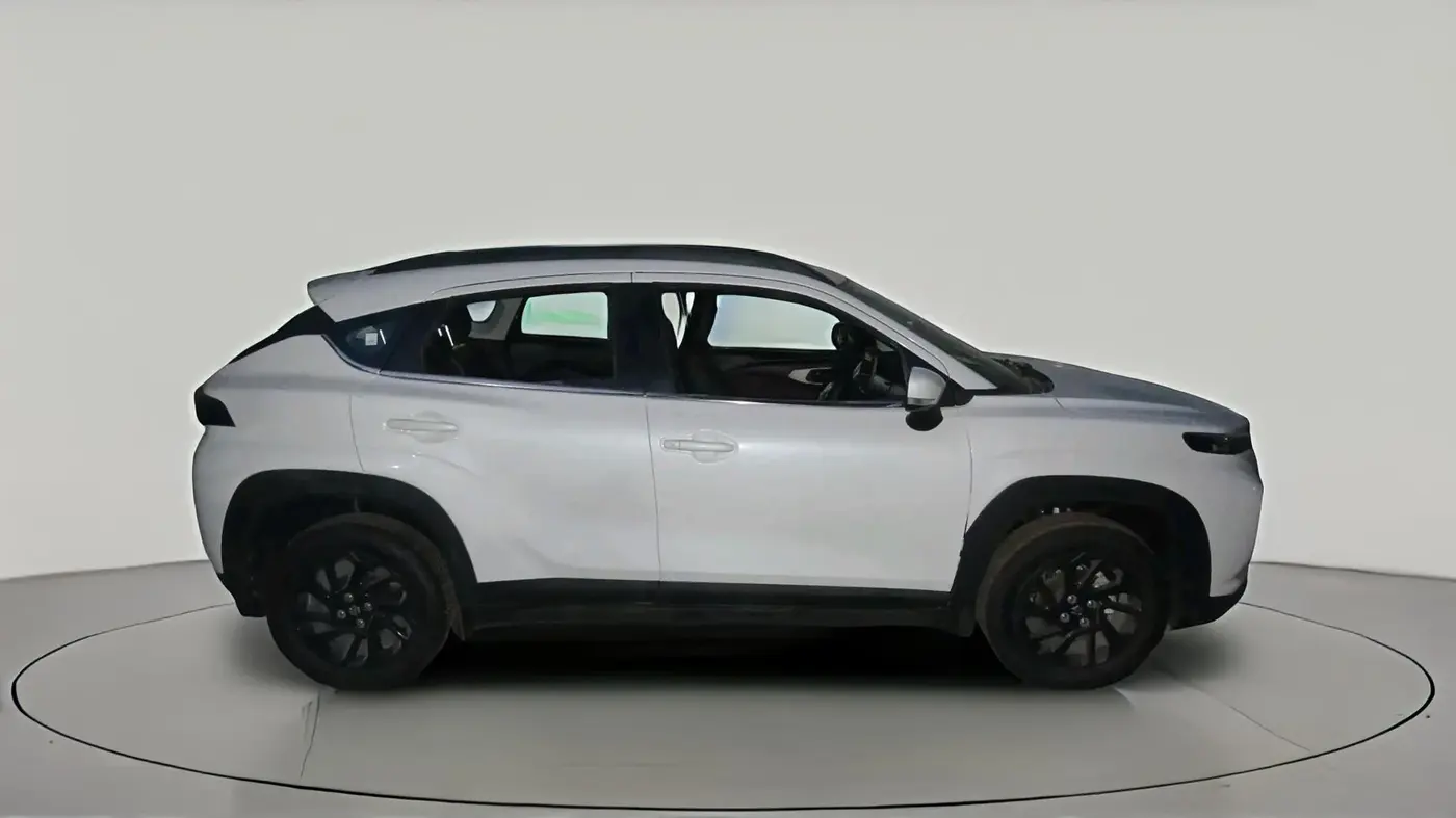 2025 Maruti FRONX DELTA 1.2 AGS, Petrol, Automatic, 370 km, exterior