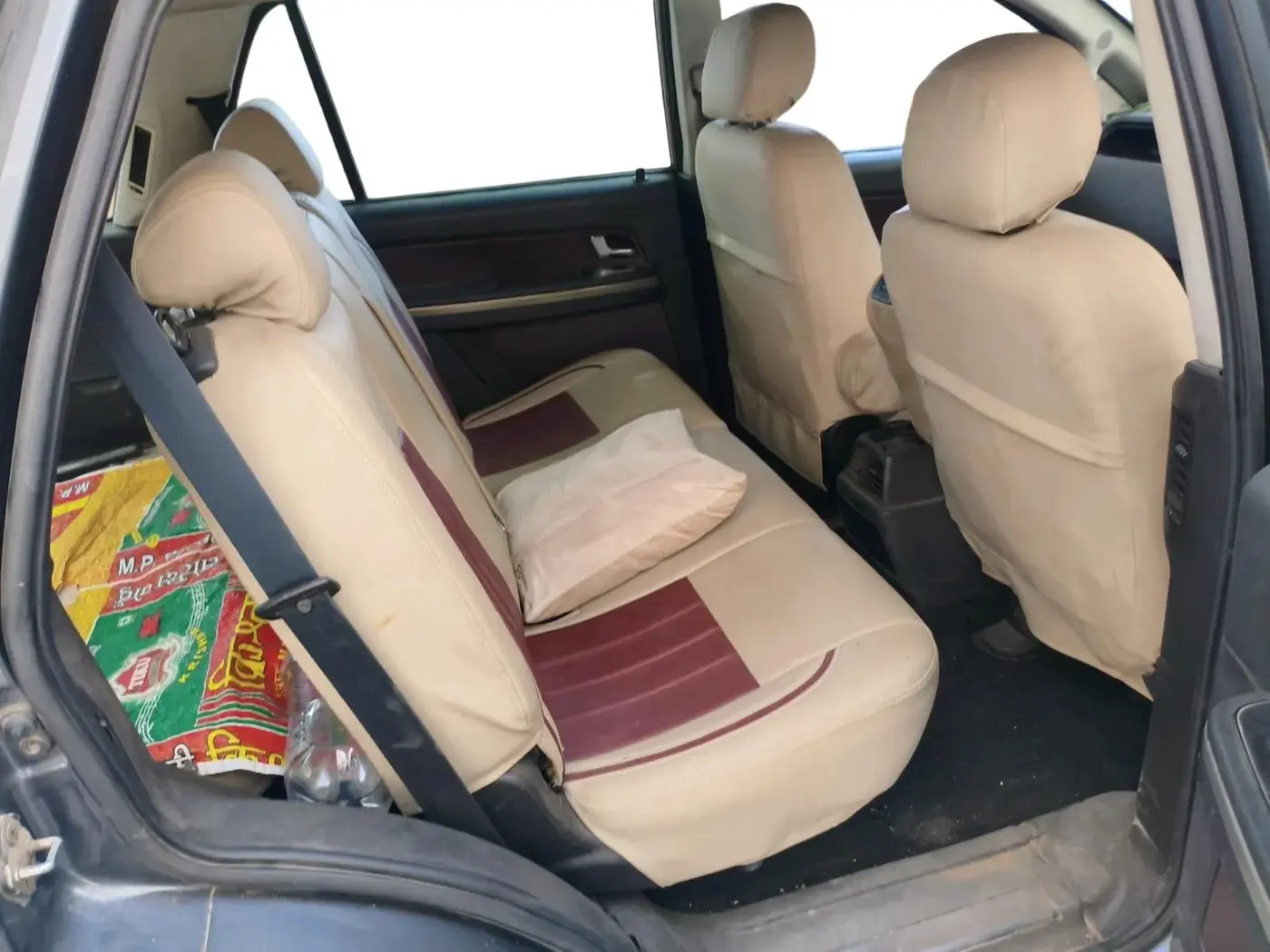 2011 Tata Aria PRIDE 4X4, Diesel, Manual, 1,78,711 km, interior
