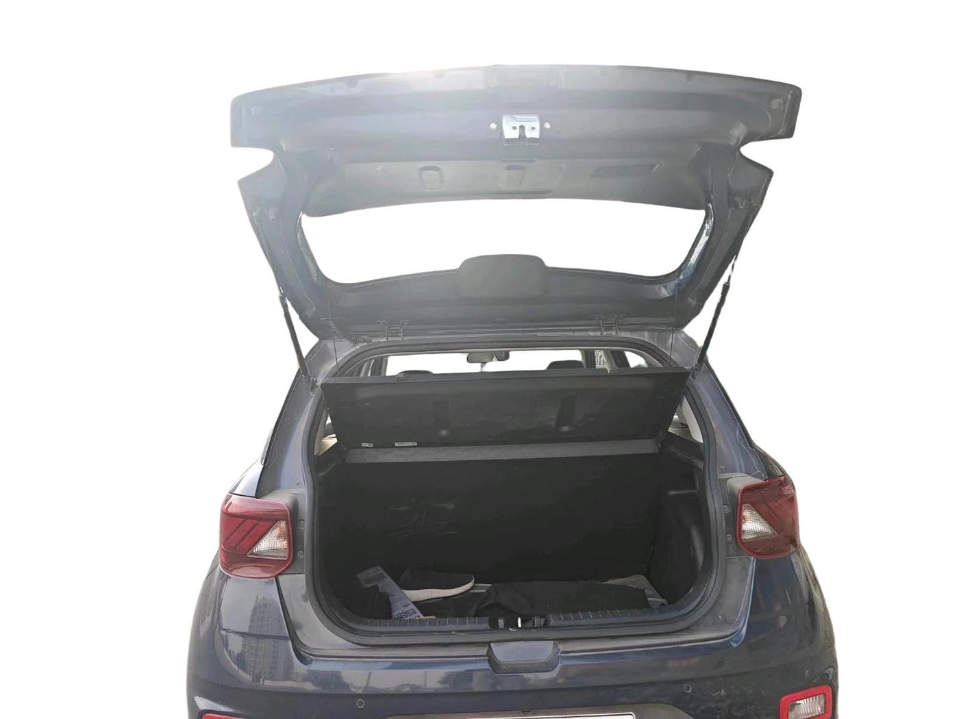 2019 Hyundai VENUE SX 1.0 TURBO, Petrol, Manual, 64,214 km, exterior