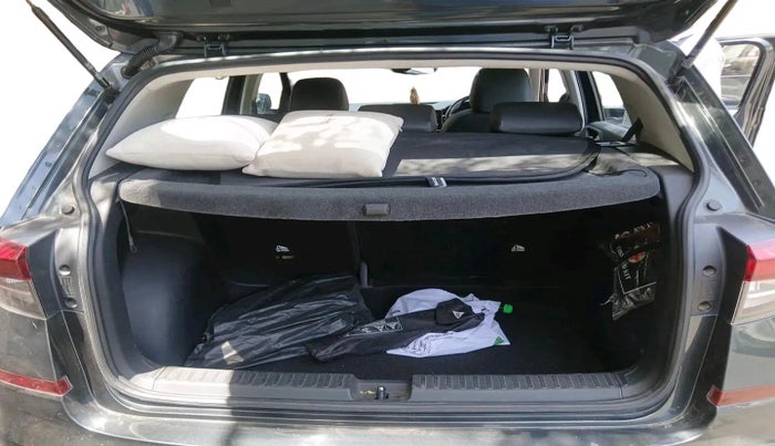 2022 Skoda KUSHAQ STYLE 1.0L TSI AT (6 AIRBAGS), Petrol, Automatic, 32,065 km, exterior