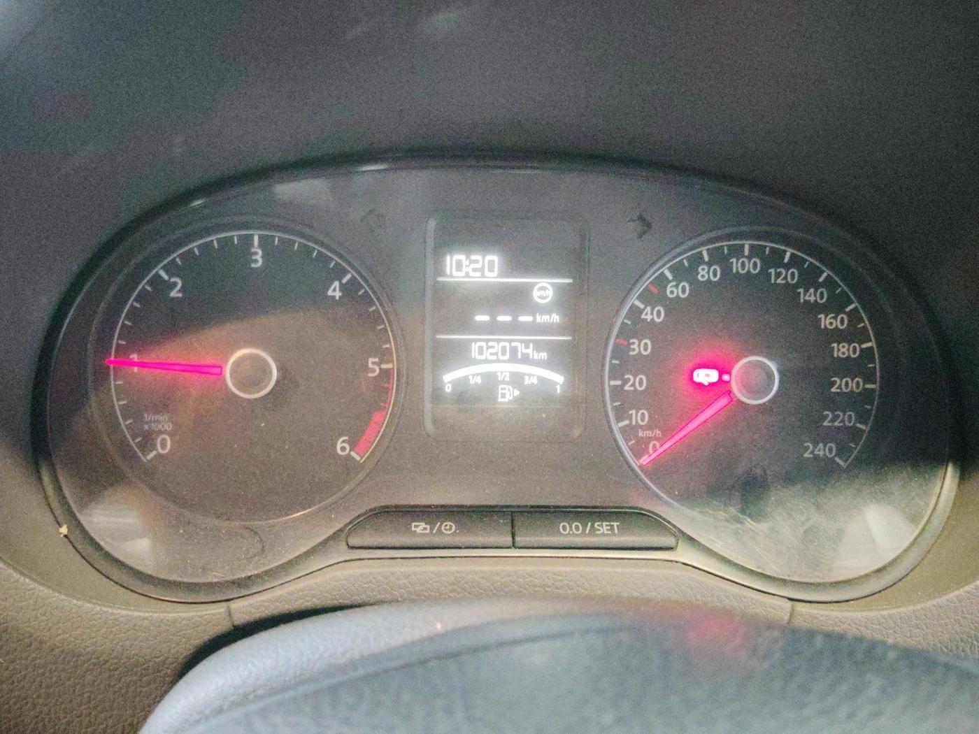 2014 Volkswagen Vento COMFORTLINE DIESEL 1.5, Diesel, Manual, 1,02,074 km, interior