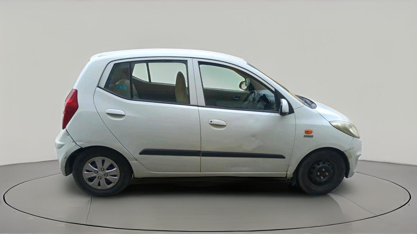 2011 Hyundai i10 MAGNA 1.1, CNG, Manual, 1,19,979 km, exterior