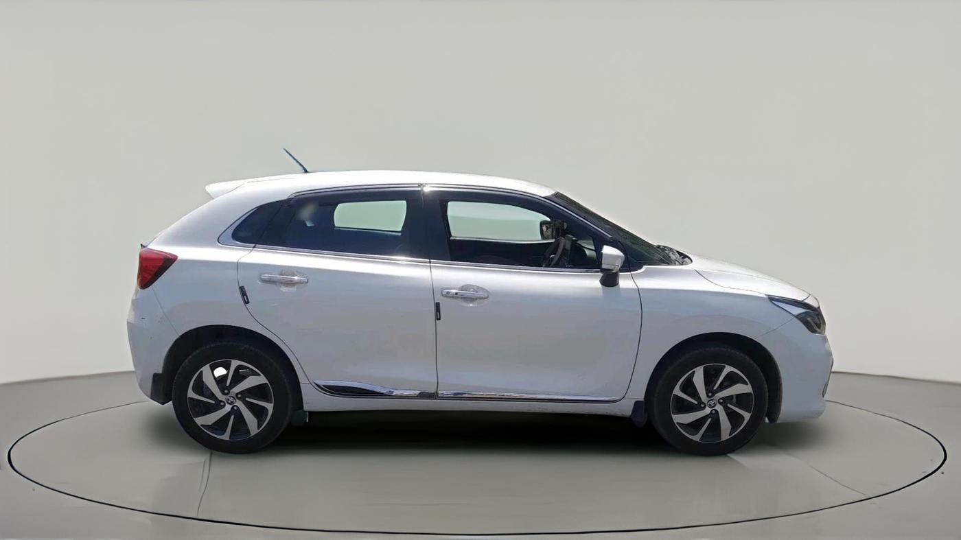 2025 Toyota Glanza G E-CNG, CNG, Manual, 12,166 km, exterior