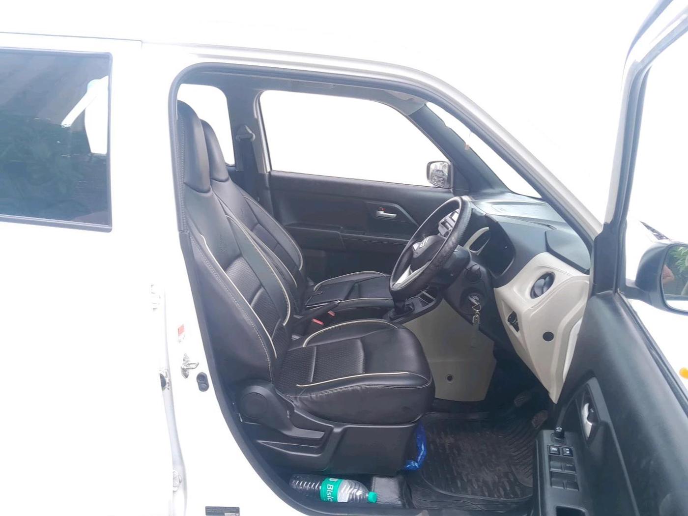 2025 Maruti New Wagon-R VXI 1.0, CNG, Manual, 29,013 km, interior