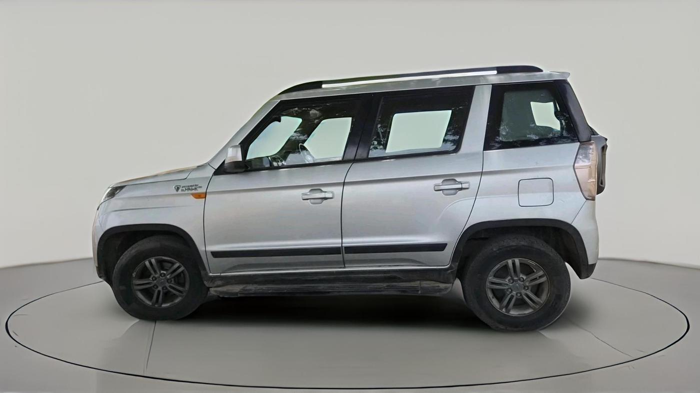 2019 Mahindra TUV300 T10, Diesel, Manual, 34,853 km, exterior