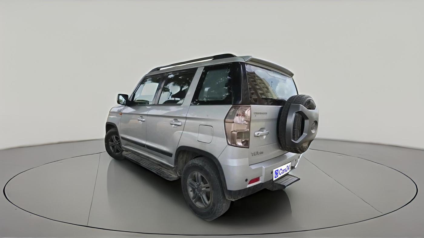 2019 Mahindra TUV300 T10, Diesel, Manual, 34,853 km, exterior
