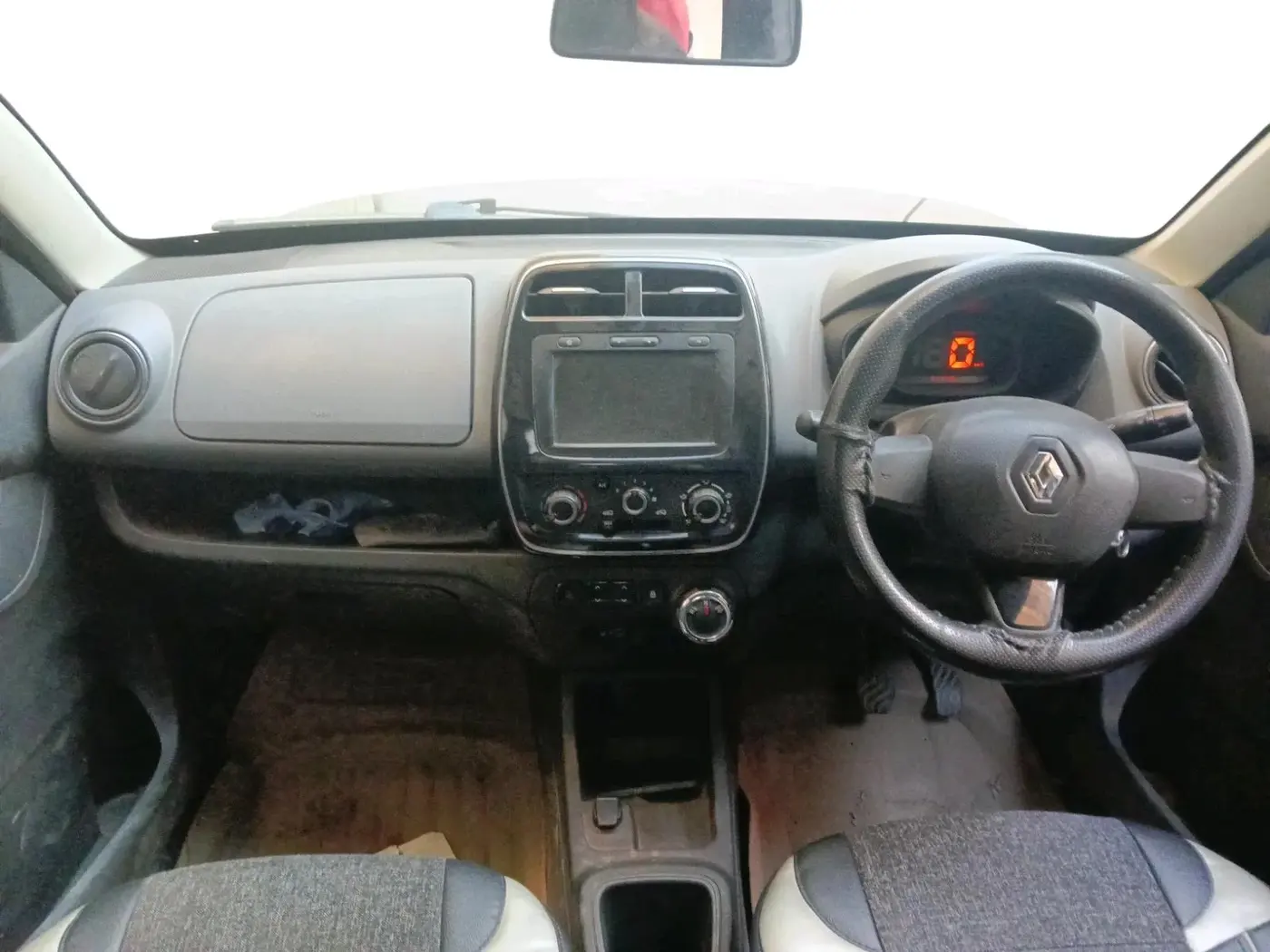 2019 Renault Kwid RXT 1.0 AMT (O), Petrol, Automatic, 71,710 km, interior