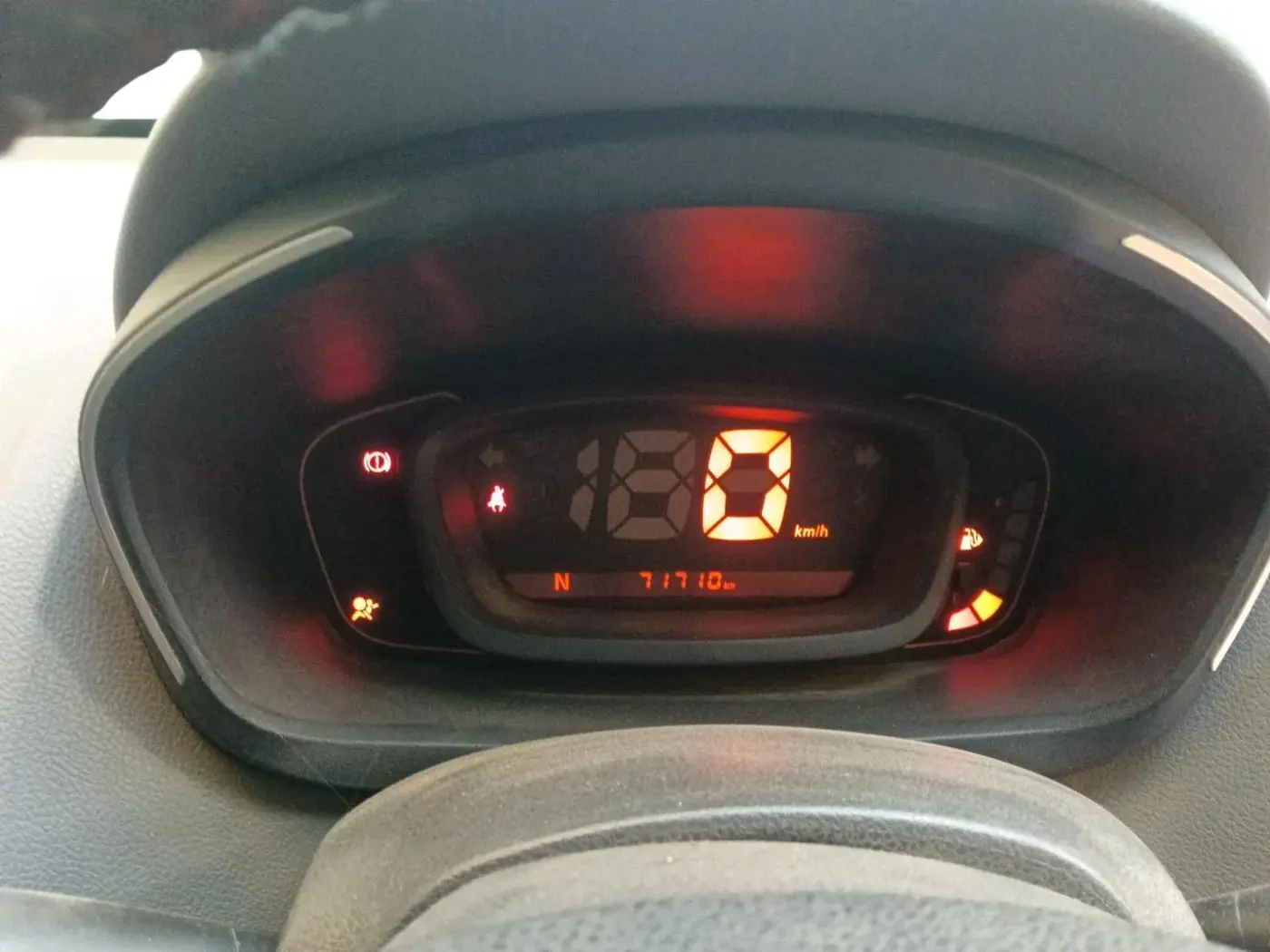 2019 Renault Kwid RXT 1.0 AMT (O), Petrol, Automatic, 71,710 km, interior