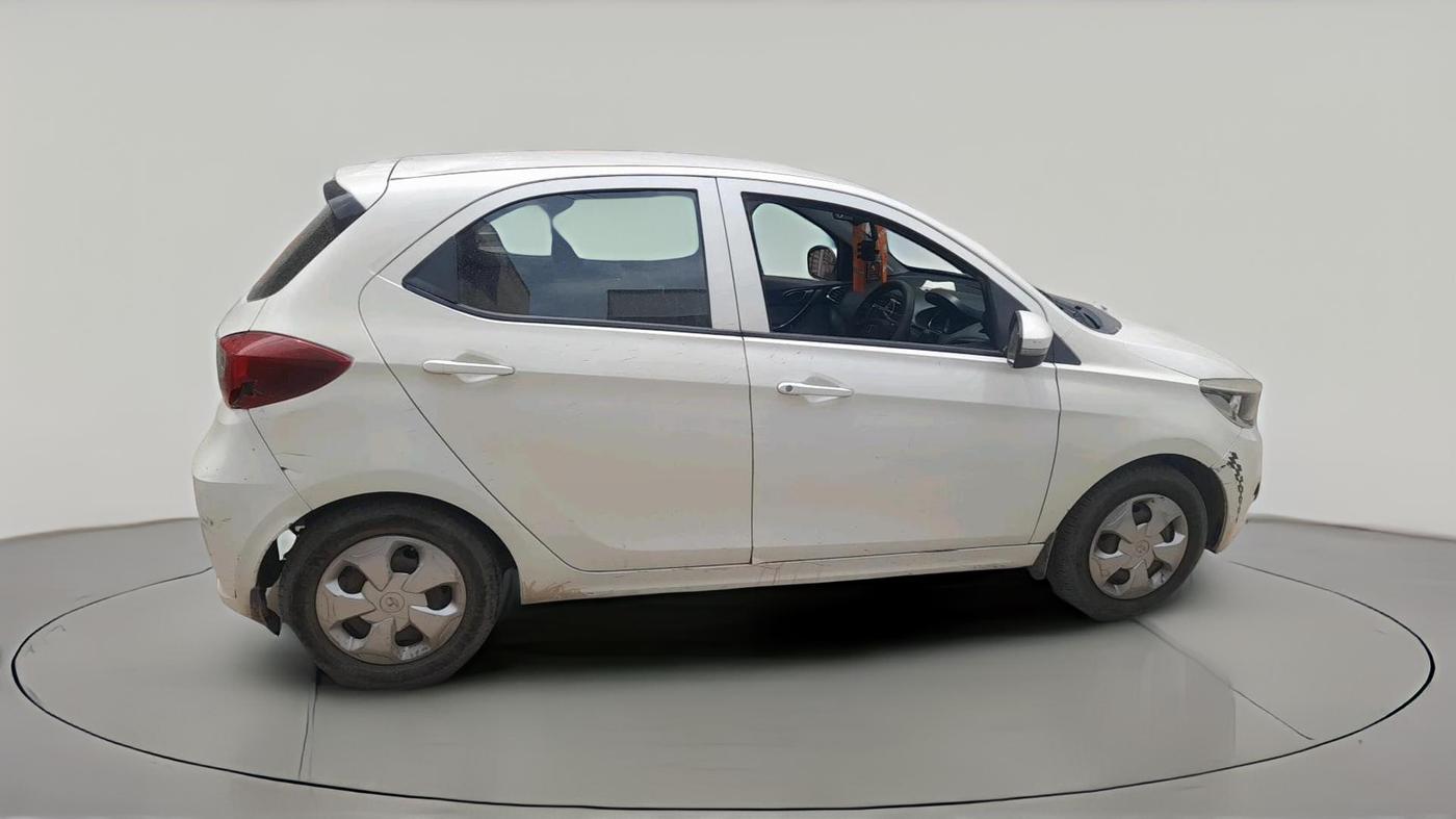 2020 Tata Tiago XT PETROL, CNG, Manual, 1,02,846 km, exterior