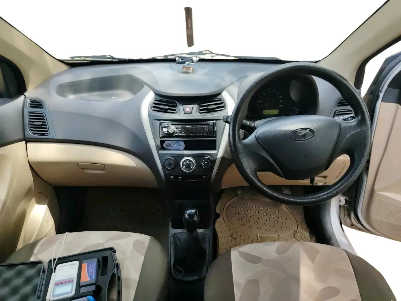 2015 Hyundai Eon ERA +, Petrol, Manual, 44,950 km, interior