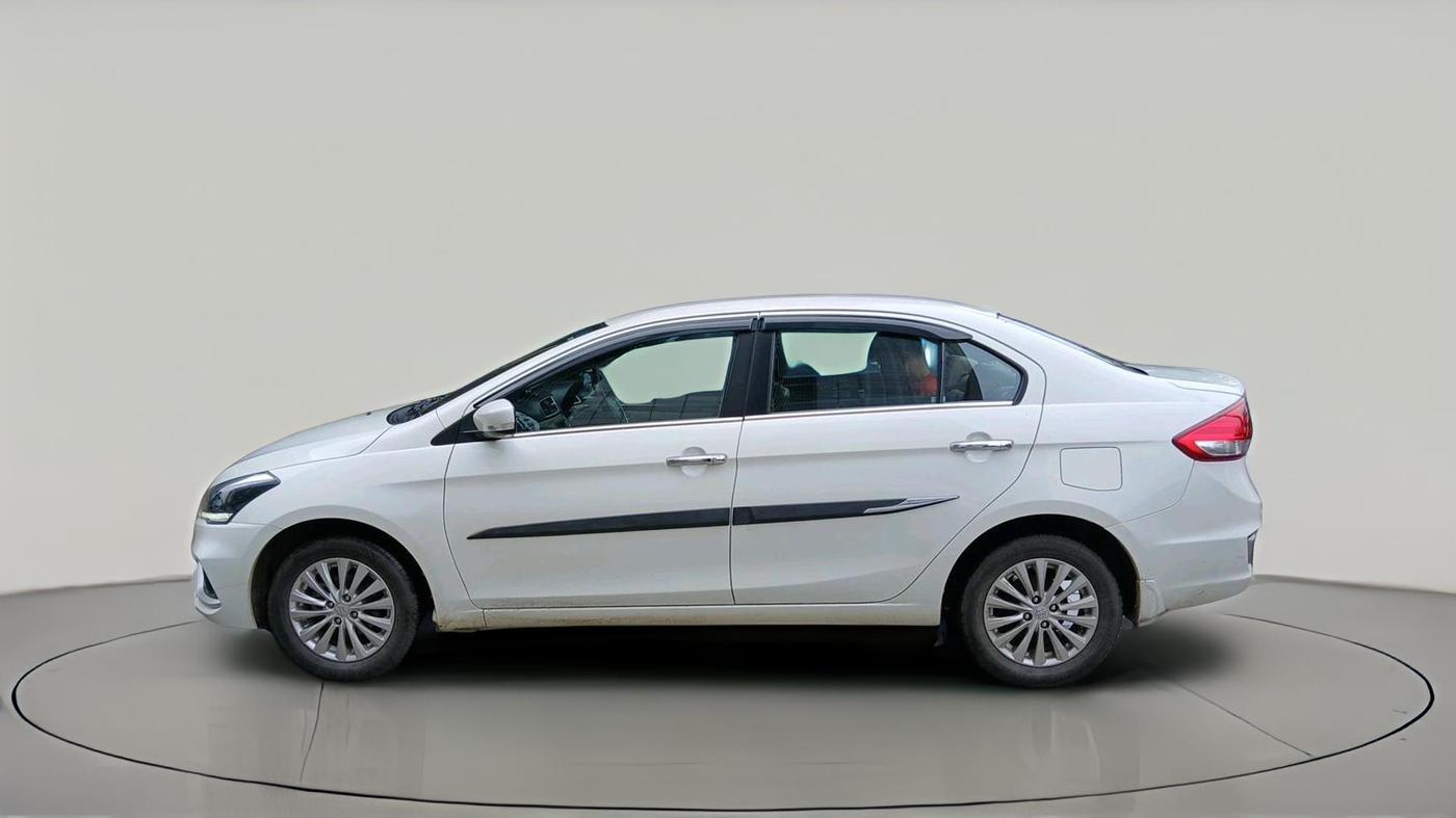2024 Maruti Ciaz ZETA AT 1.5  SHVS PETROL, Petrol, Automatic, 33,405 km, exterior