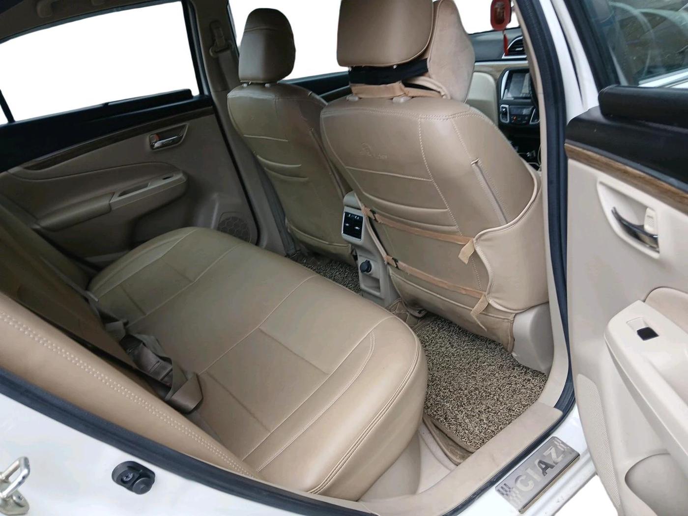 2024 Maruti Ciaz ZETA AT 1.5  SHVS PETROL, Petrol, Automatic, 33,405 km, interior