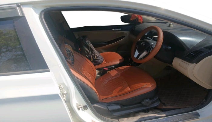 2012 Hyundai Verna FLUIDIC 1.6 CRDI SX AT, Diesel, Automatic, 84,986 km, interior