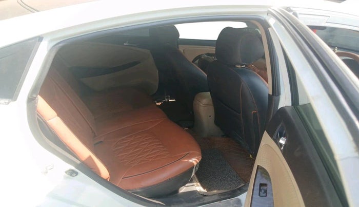 2012 Hyundai Verna FLUIDIC 1.6 CRDI SX AT, Diesel, Automatic, 84,986 km, interior