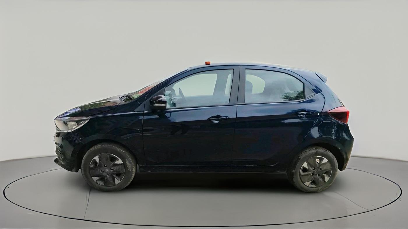 2026 Tata Tiago XTA PETROL, Petrol, Automatic, 2,293 km, exterior