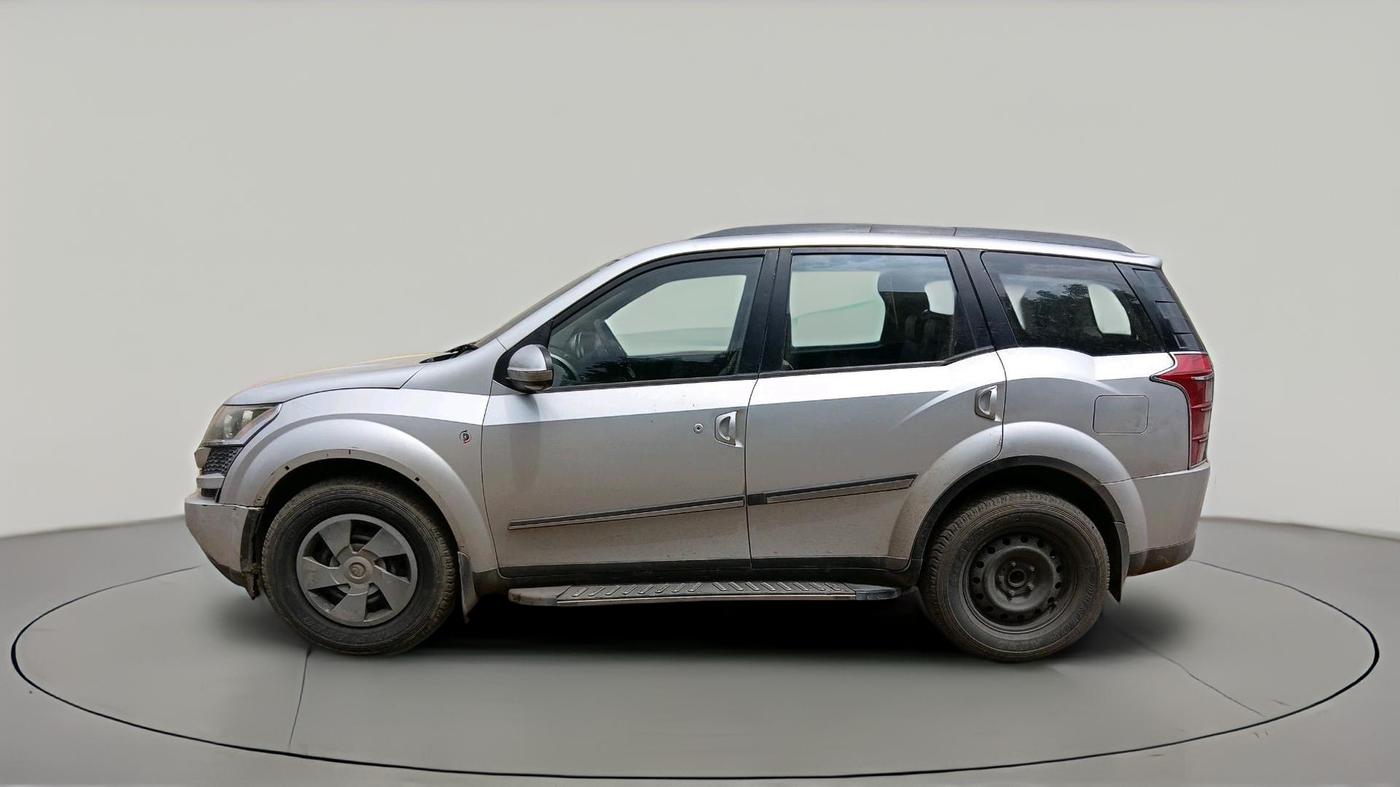 2012 Mahindra XUV500 W6, Diesel, Manual, 99,877 km, exterior