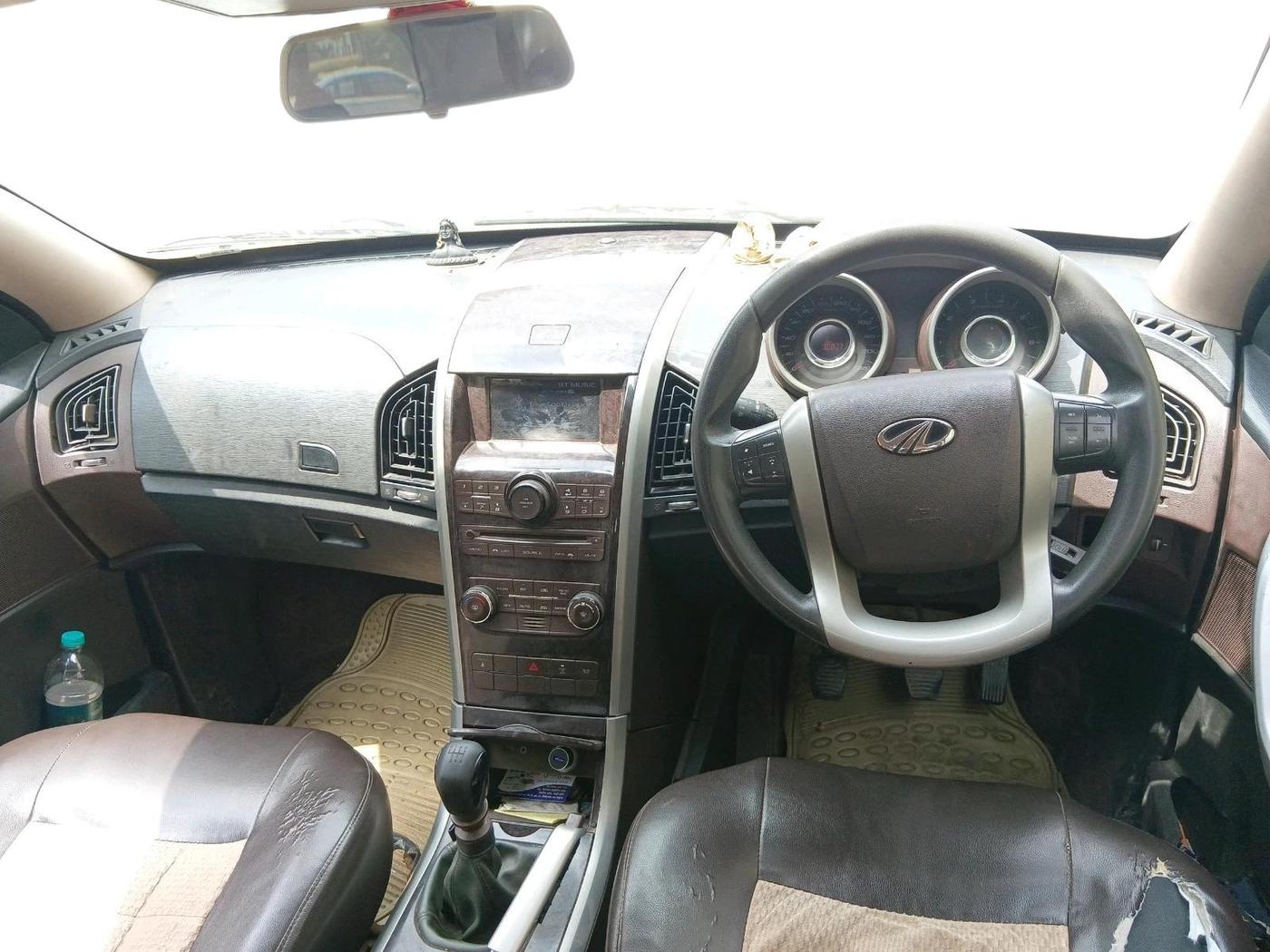 2012 Mahindra XUV500 W6, Diesel, Manual, 99,877 km, interior