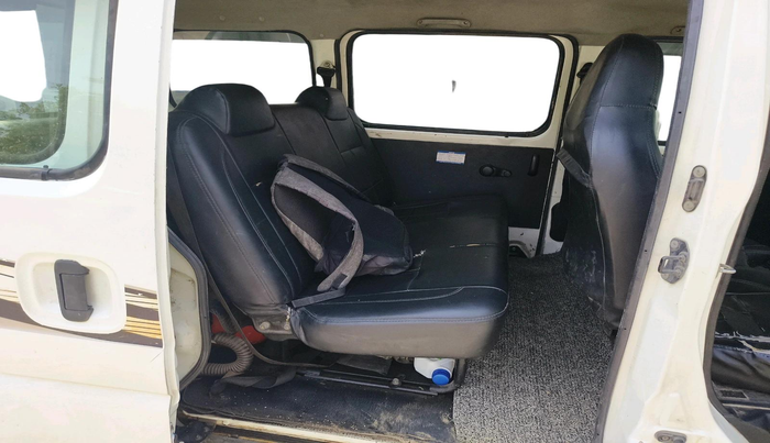 2020 Maruti Eeco 5 STR WITH A/C+HTR, CNG, Manual, 1,68,263 km, interior