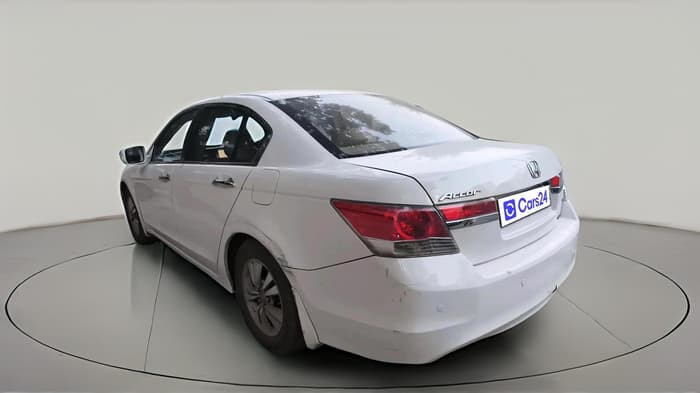 2012 Honda Accord 2.4L I-VTEC AT, CNG, Automatic, 1,17,403 km, exterior