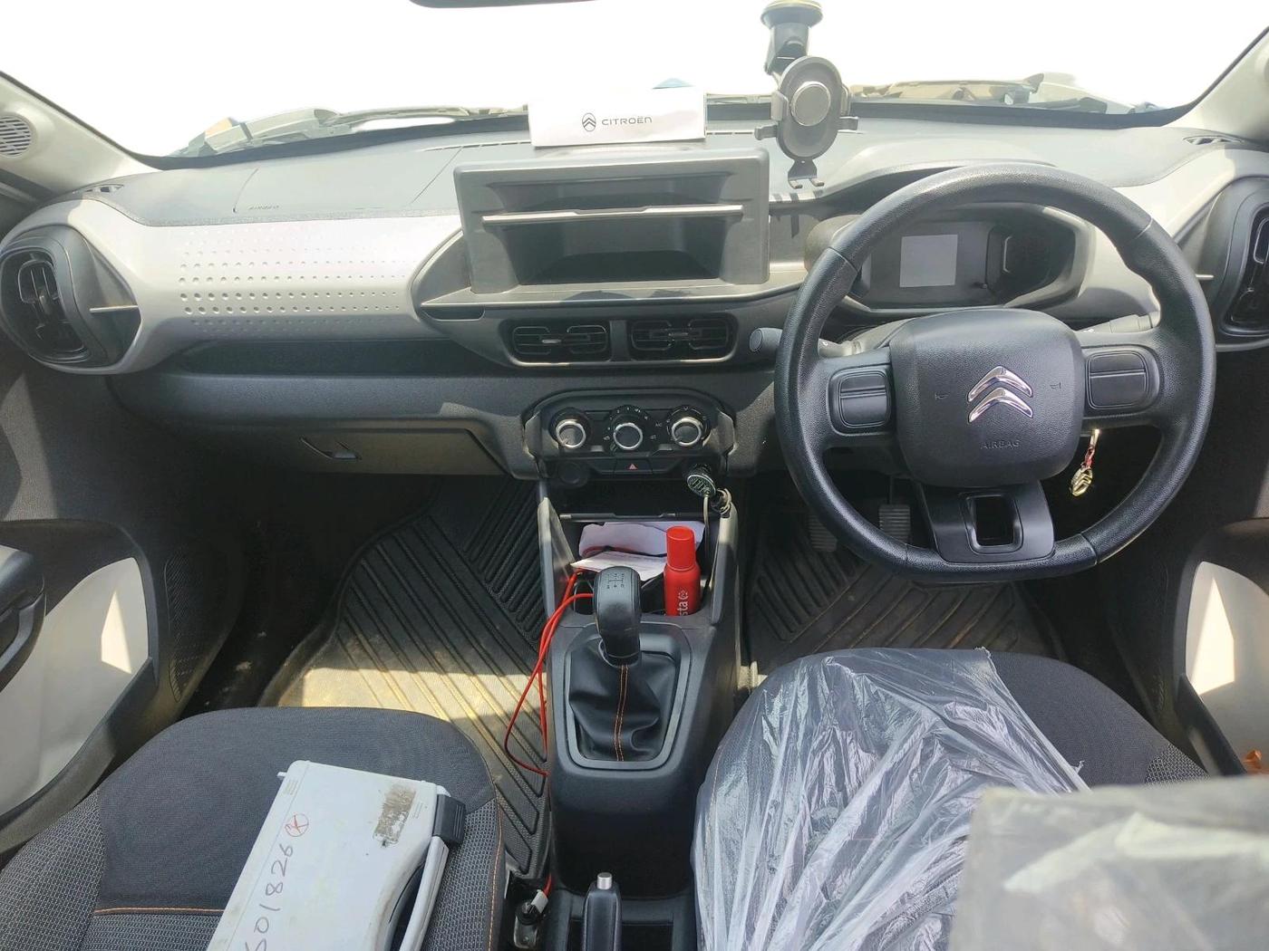 2025 CITROEN C3 LIVE 1.2, Petrol, Manual, 2,691 km, interior