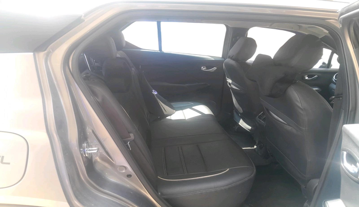 2019 Nissan Kicks XL DIESEL, Diesel, Manual, 35,000 km, interior
