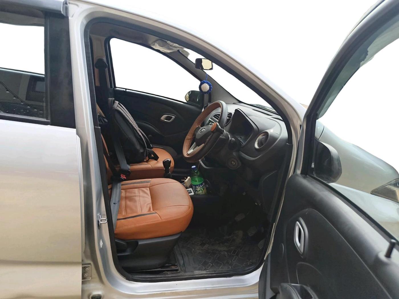 2018 Datsun Redi Go T (O), Petrol, Manual, 64,927 km, interior