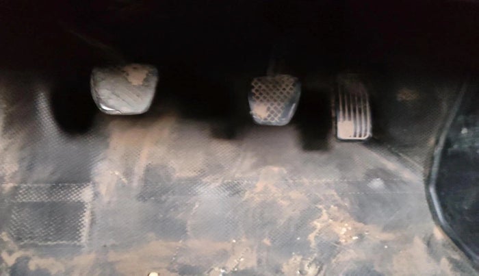 2016 Honda BR-V 1.5L I- DTEC S, Diesel, Manual, 1,58,833 km, interior