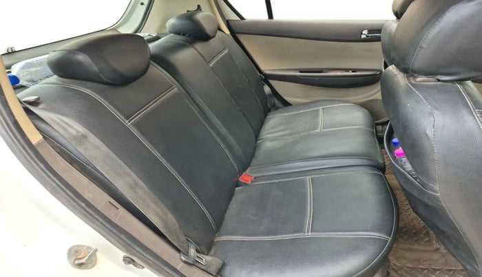 2011 Hyundai i20 SPORTZ (O) 1.2, Petrol, Manual, 88,445 km, interior