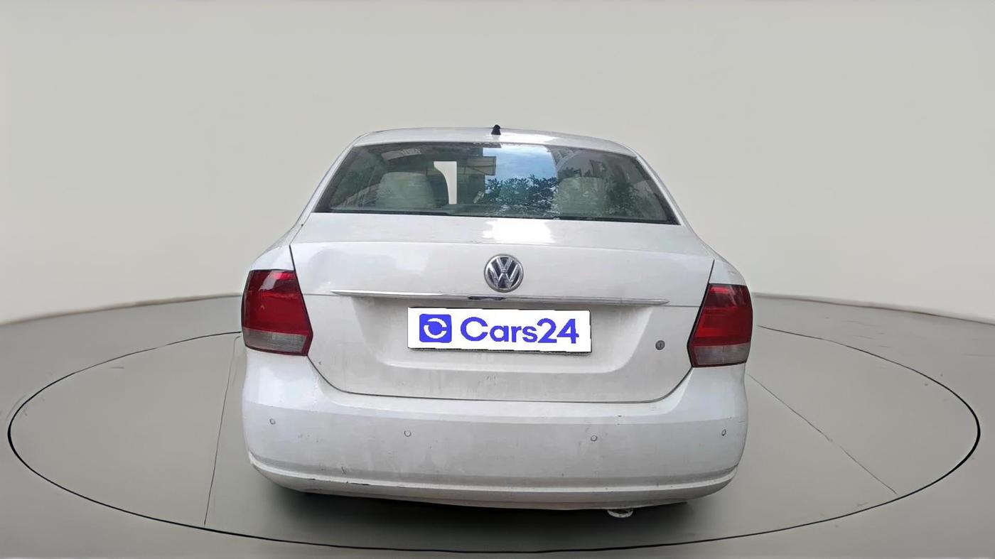 2013 Volkswagen Vento HIGHLINE DIESEL 1.6, Diesel, Manual, 1,44,092 km, exterior