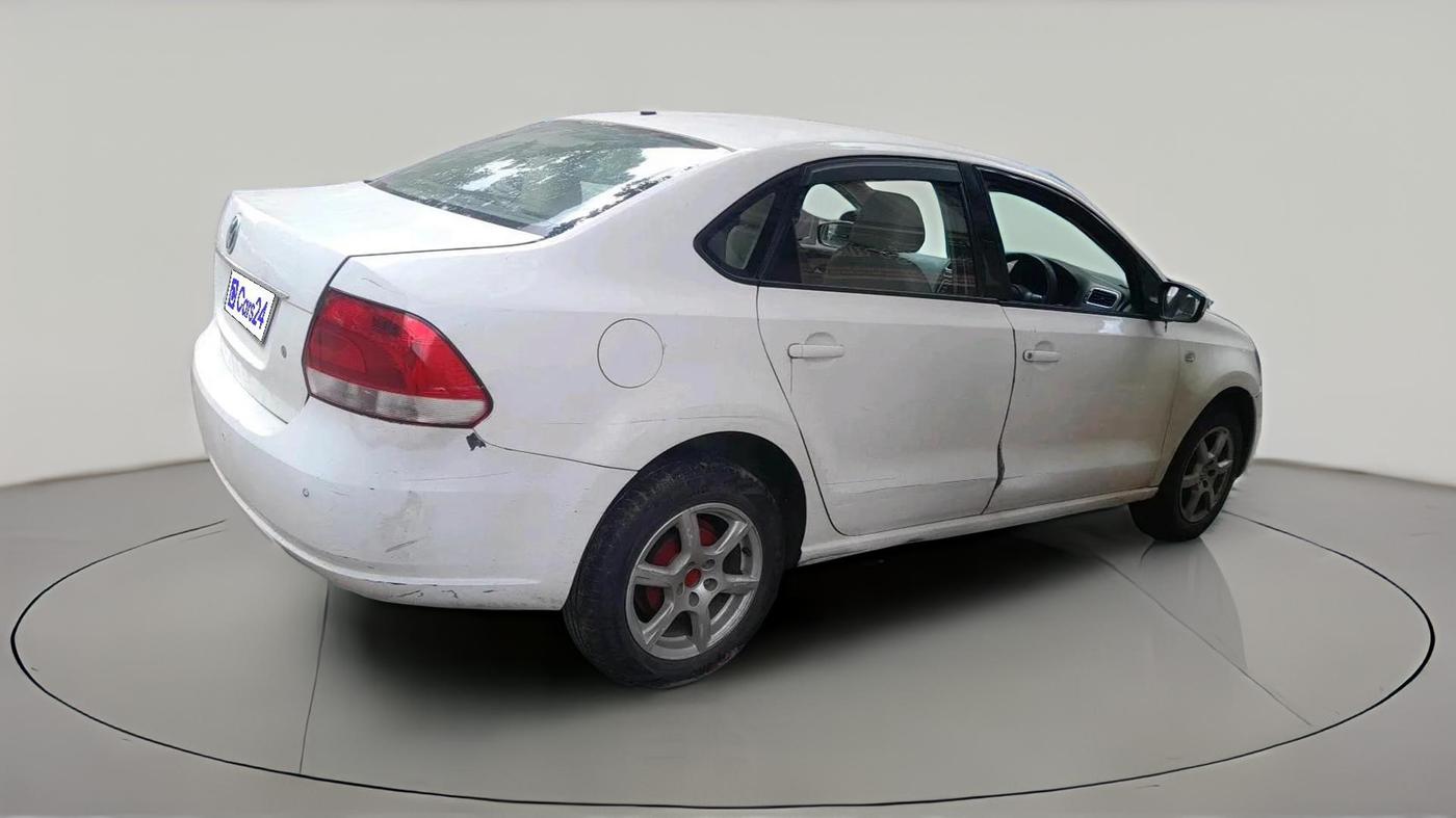 2013 Volkswagen Vento HIGHLINE DIESEL 1.6, Diesel, Manual, 1,44,092 km, exterior