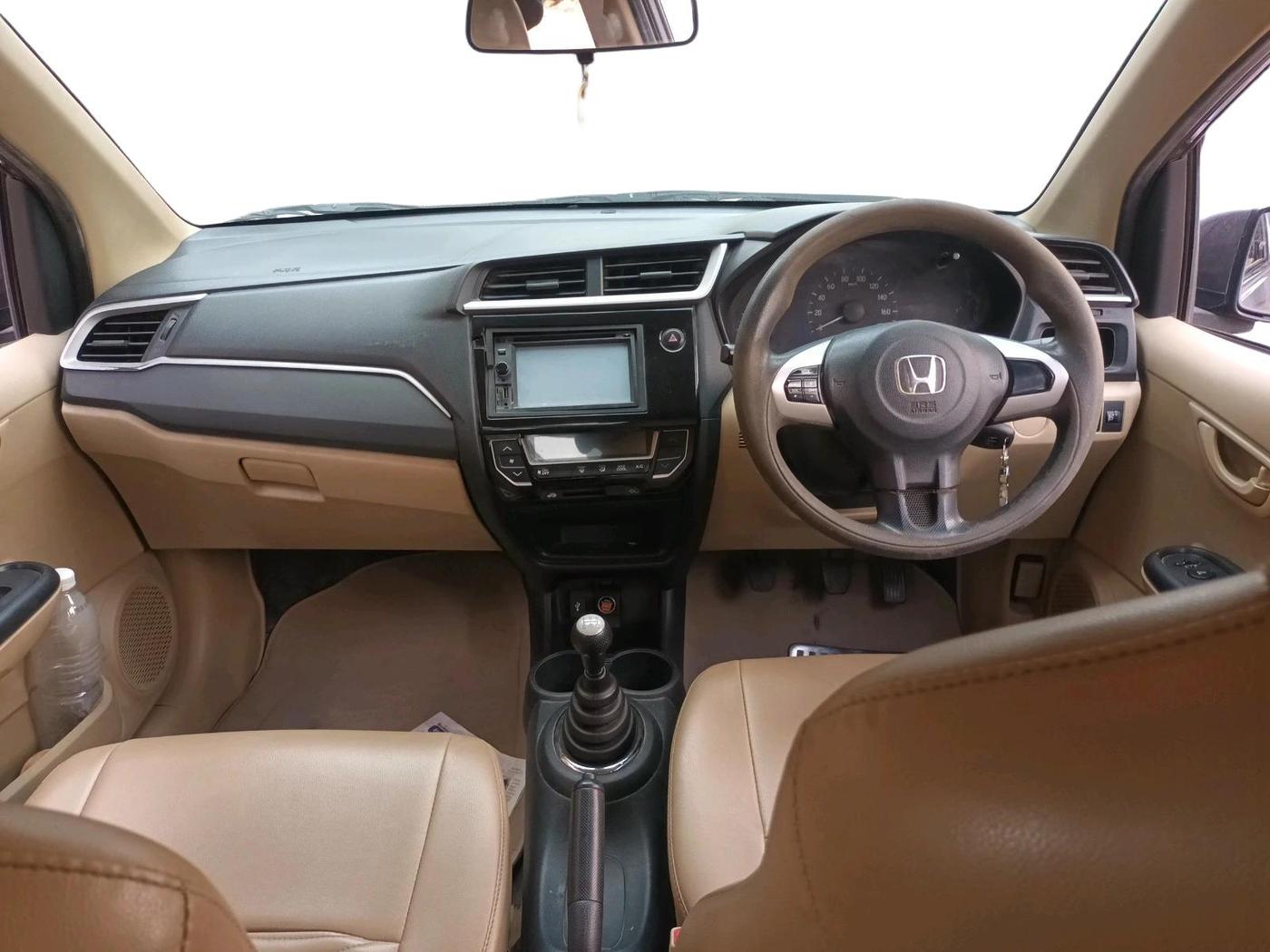 2018 Honda Amaze 1.5L I-DTEC S OPT, Diesel, Manual, 1,21,599 km, interior