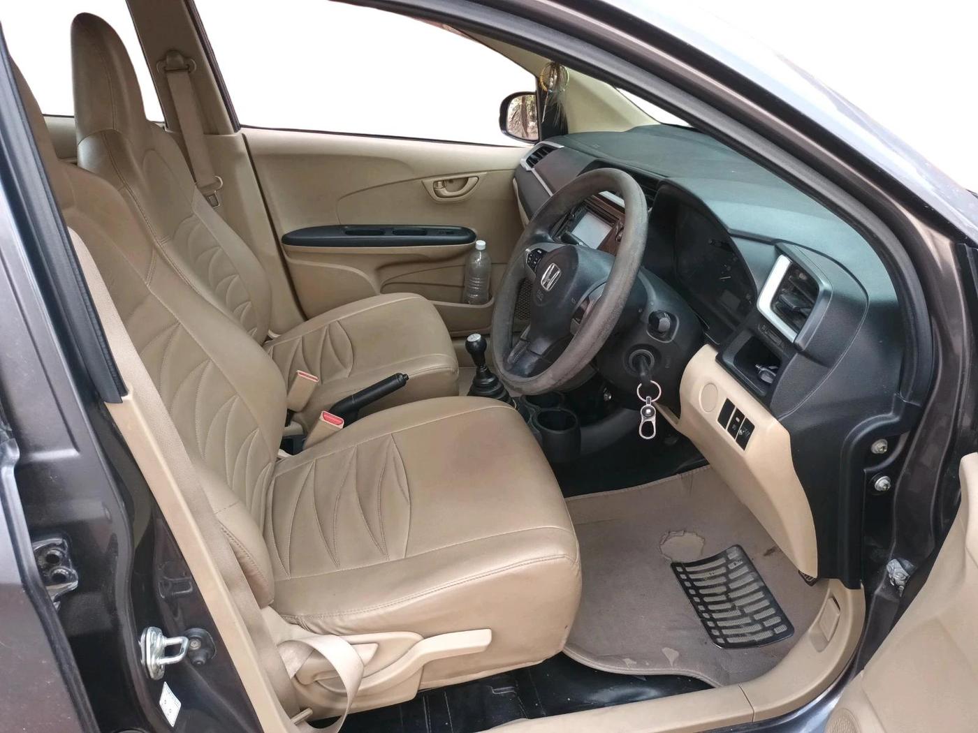 2018 Honda Amaze 1.5L I-DTEC S OPT, Diesel, Manual, 1,21,599 km, interior