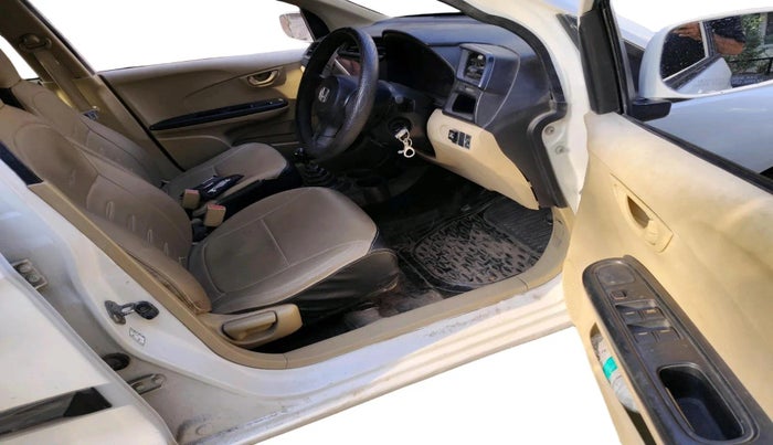 2016 Honda Amaze 1.2L I-VTEC E, CNG, Manual, 52,480 km, interior