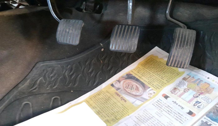 2010 Hyundai i10 MAGNA 1.1, CNG, Manual, 1,57,285 km, interior