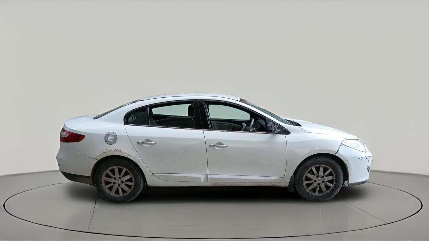 2012 Renault Fluence 1.5 E4, Diesel, Manual, 1,12,399 km, exterior